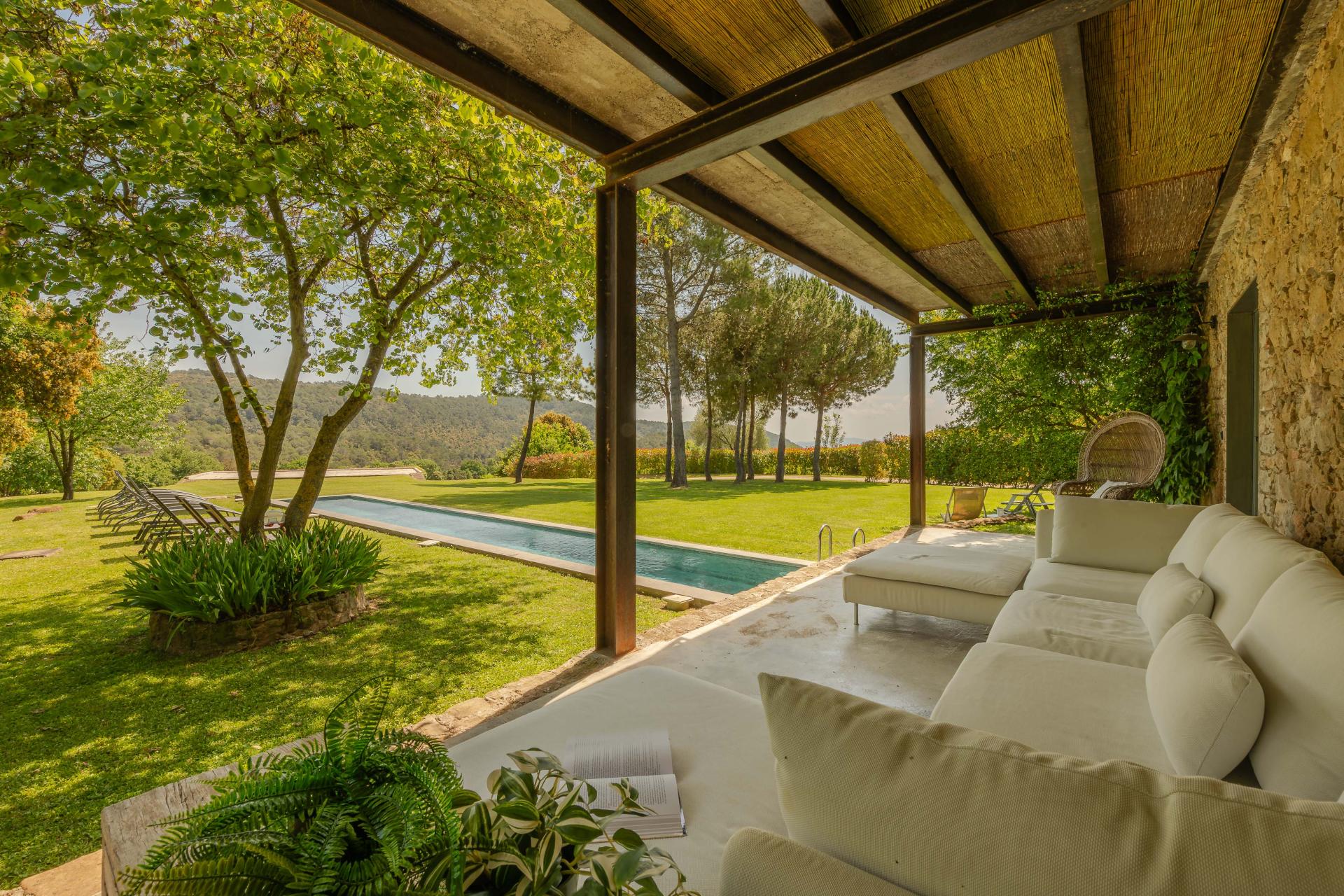Porxo i piscina de Casa Dorotea